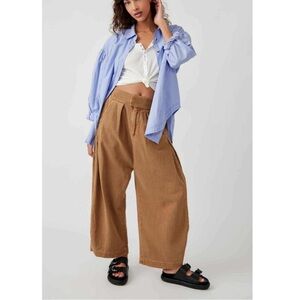 NWT Free People Cool Harbor Wide Leg Pleated Pants Camel Small
